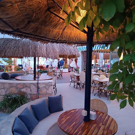 UzHan Beach Hotel Bitez Exterior foto