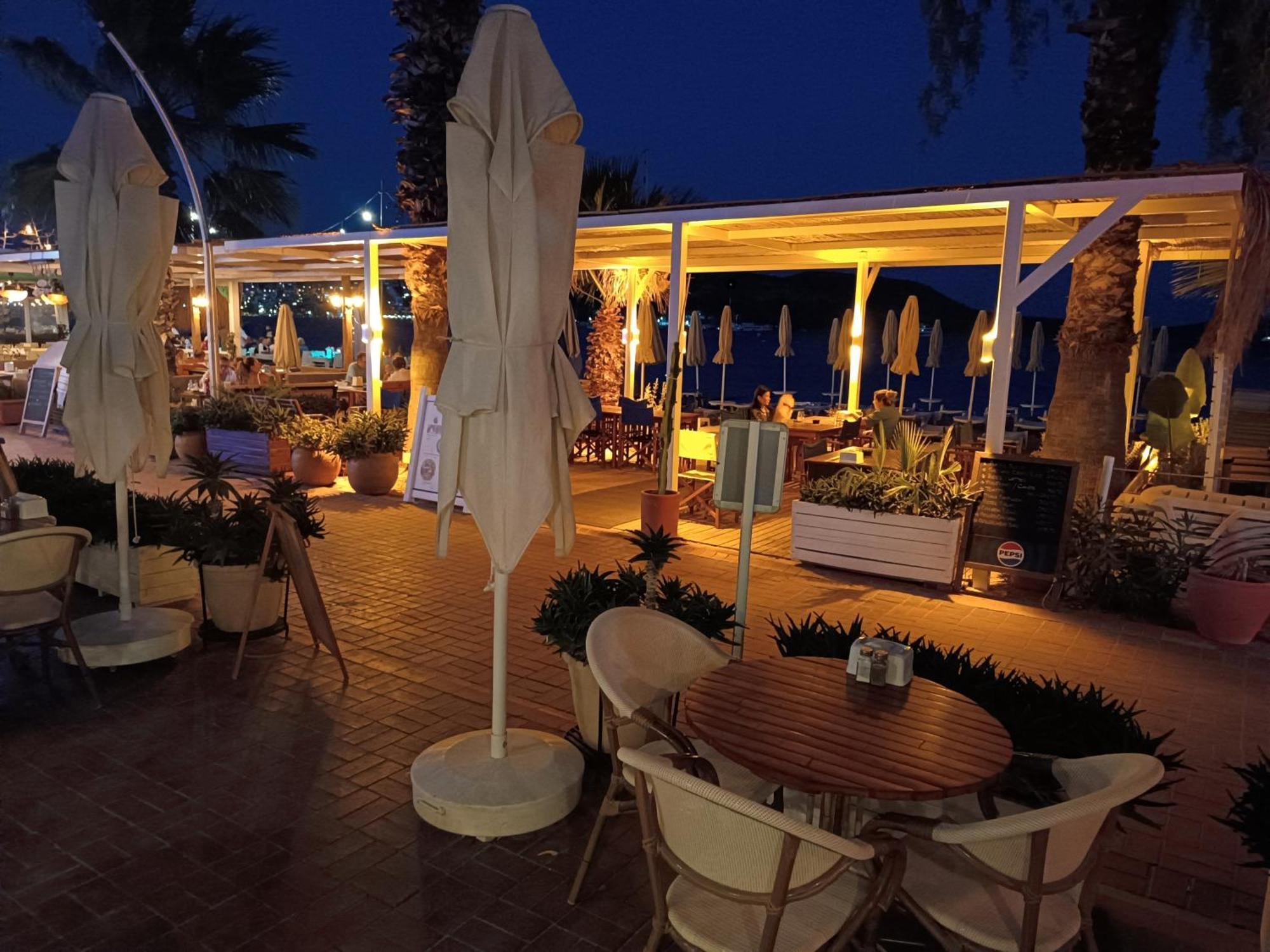 UzHan Beach Hotel Bitez Exterior foto