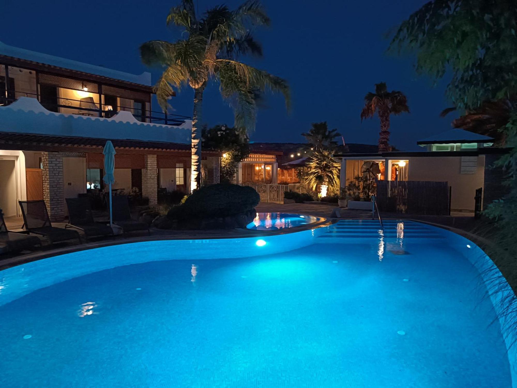 UzHan Beach Hotel Bitez Exterior foto