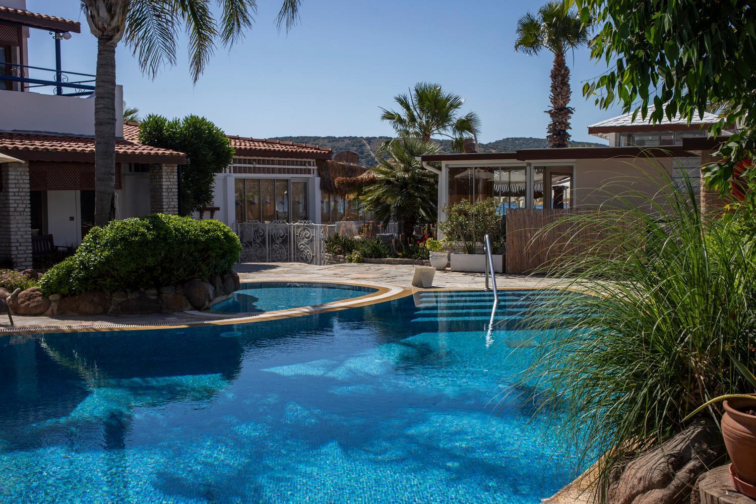 UzHan Beach Hotel Bitez Exterior foto