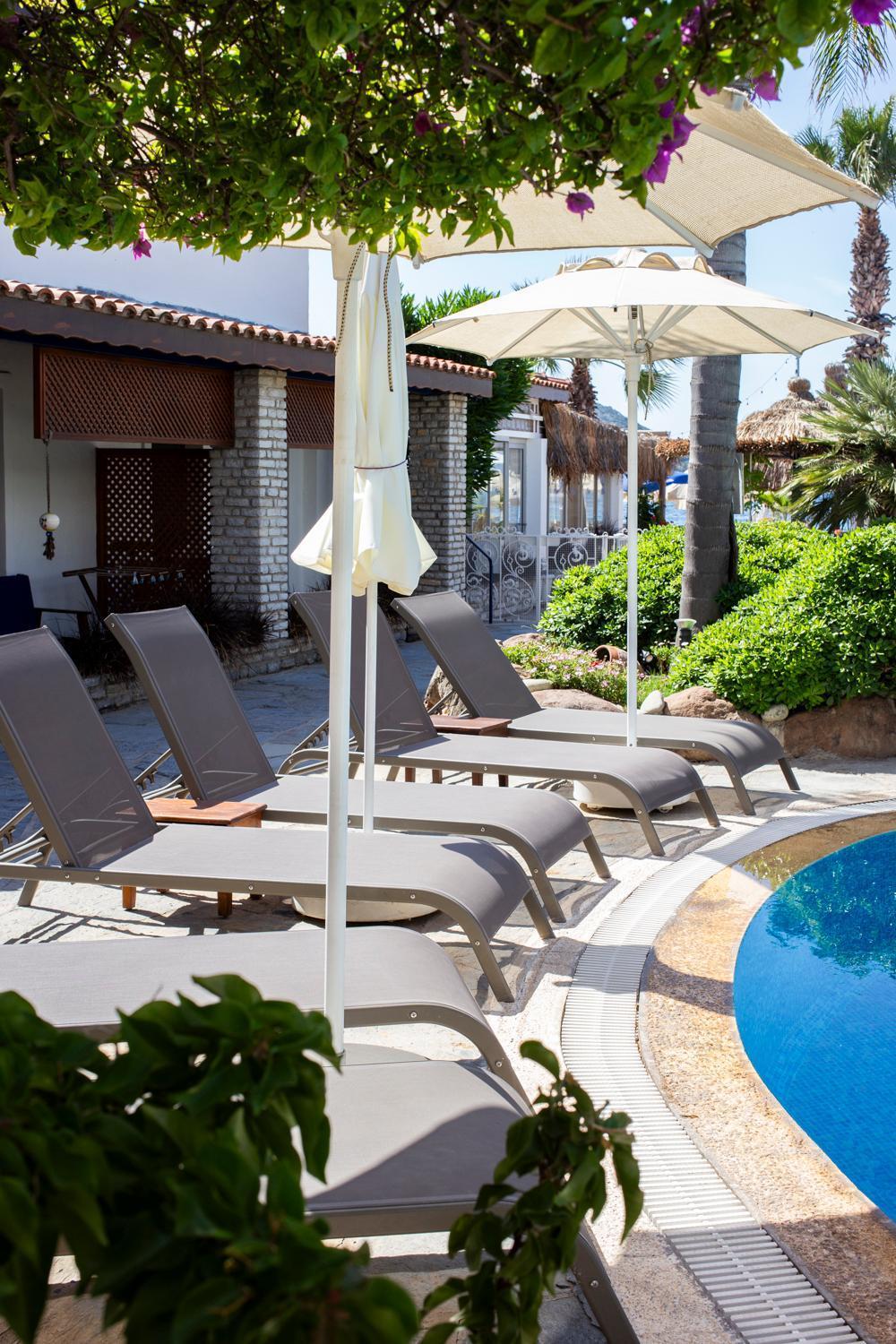 UzHan Beach Hotel Bitez Exterior foto