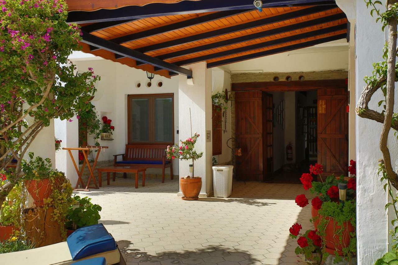 UzHan Beach Hotel Bitez Exterior foto